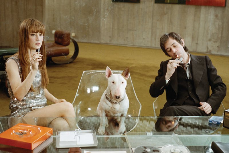 http://www.conlosojosabiertos.com/wp-content/uploads/2010/10/gainsbourg-vieheroique.jpg?w=300