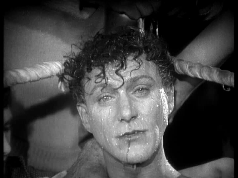a-alfred-hitchcock-the-ring-dvd-review-pdvd_014