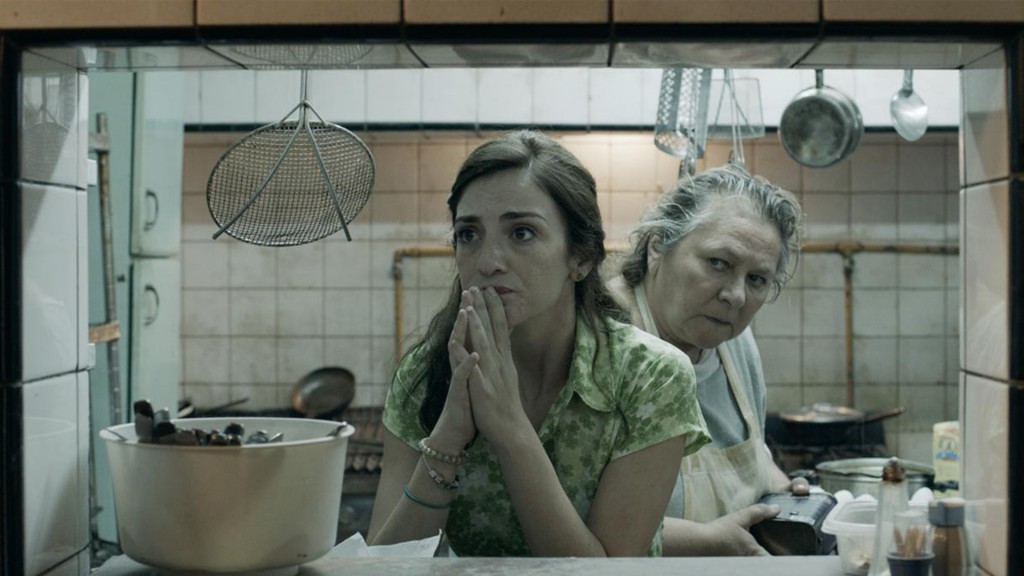 Julieta-Zylberberg-y-Rita-Cortese-en-Relatos-salvajes