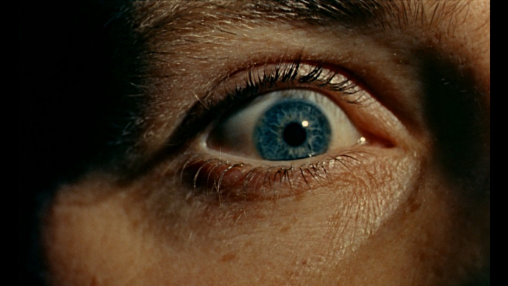 large_peeping_tom_blu-ray_1
