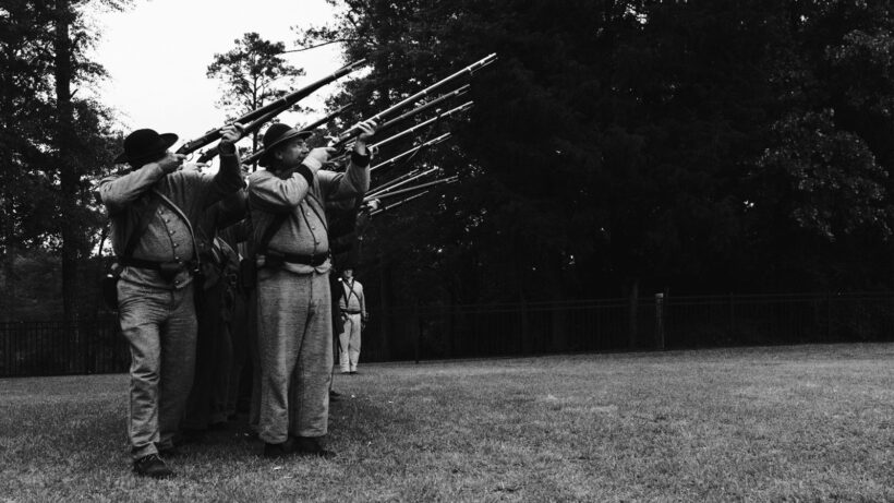 LAS PELÍCULAS DE TRAVIS WILKERSON (04): DID YOU WONDER WHO FIRED THE GUN?