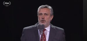 LUCIANO MONTEAGUDO: LA PALABRA JUSTA