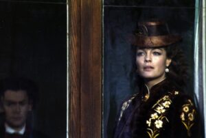 DECOUPAGE (01): DOS MUJERES SOLITARIAS