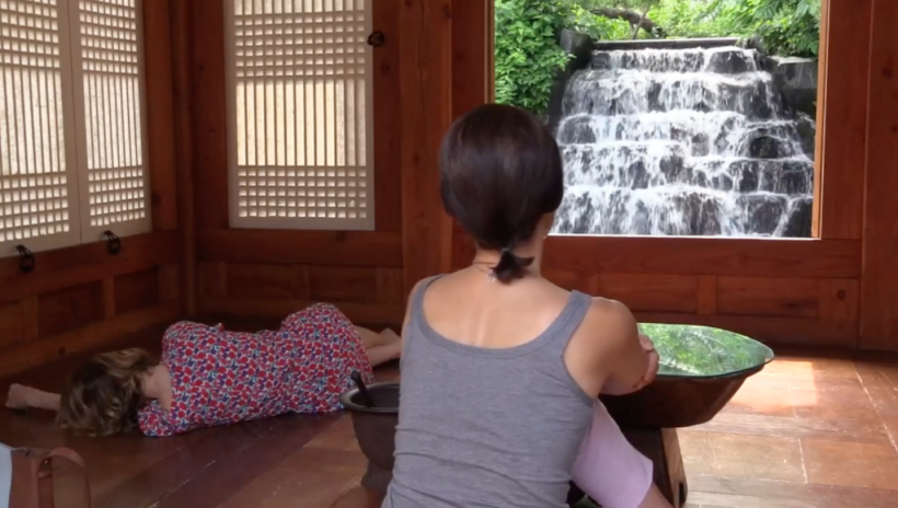 LA VIAJERA / YEOHAENGJAUI PILYOLA