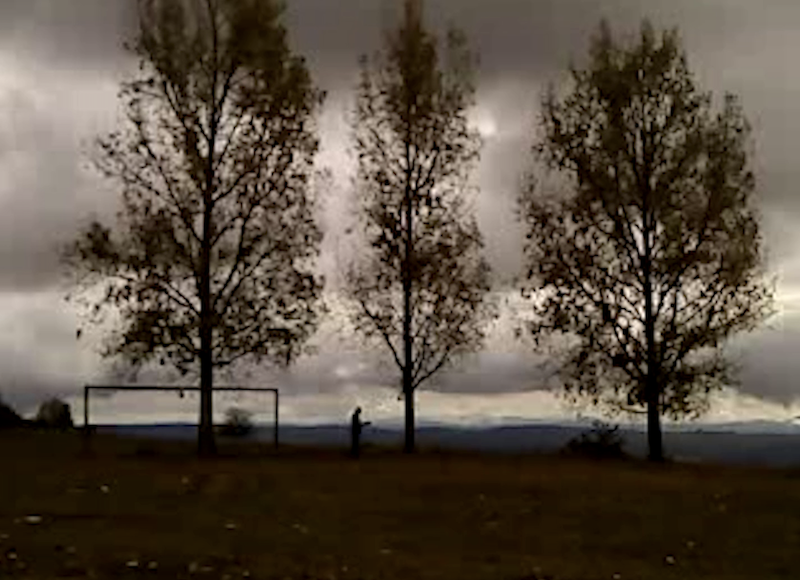 HOJAS SECAS / KHMELI POTOLI